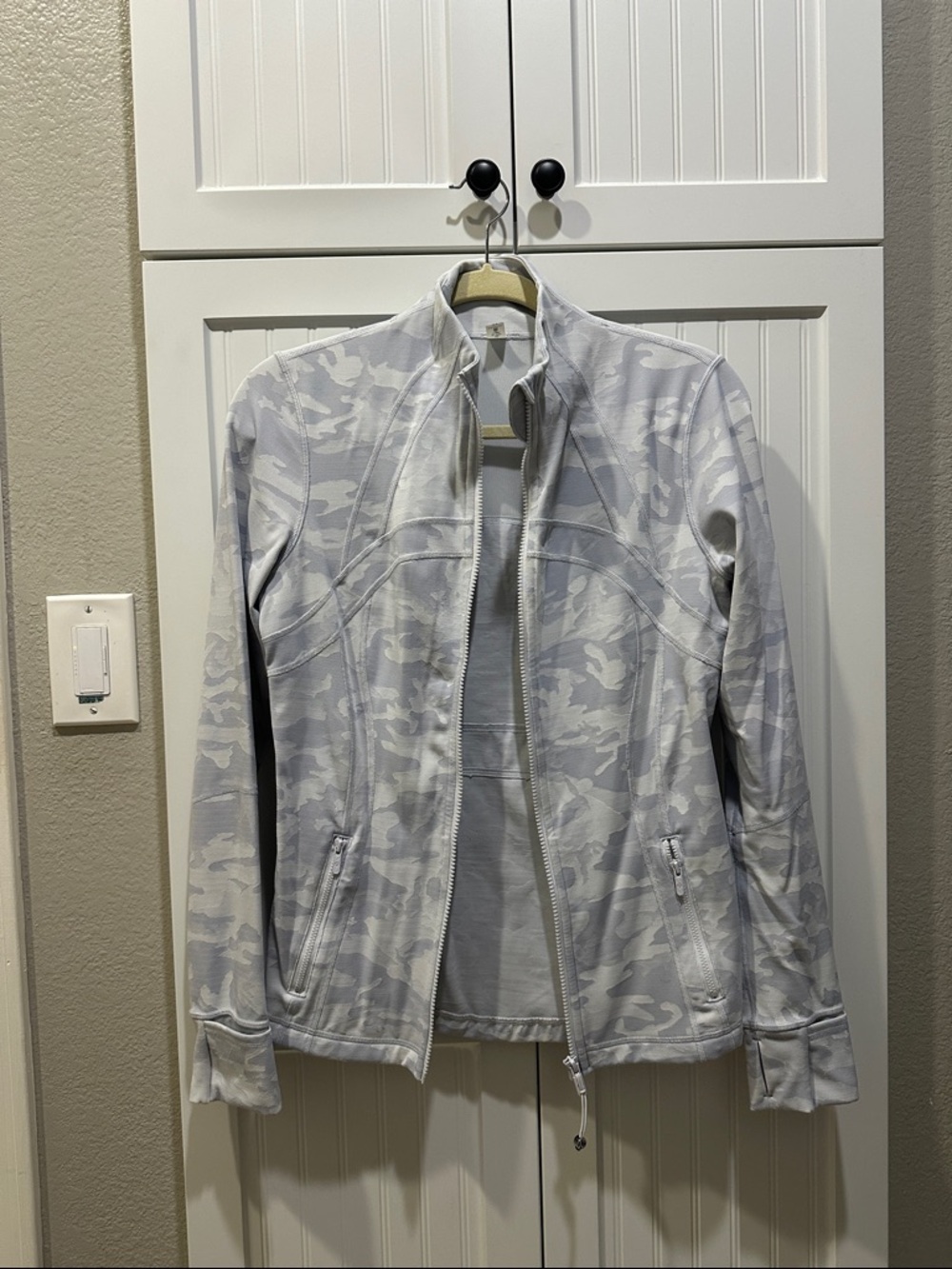 lululemon athletica Light Blue Gray Camouflage Zip Jacket